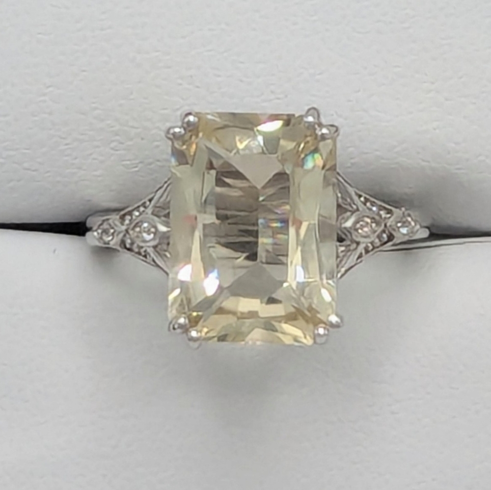 Yellow Labradorite and White Zircon in Sterling Silver Ring. NWT Size 7